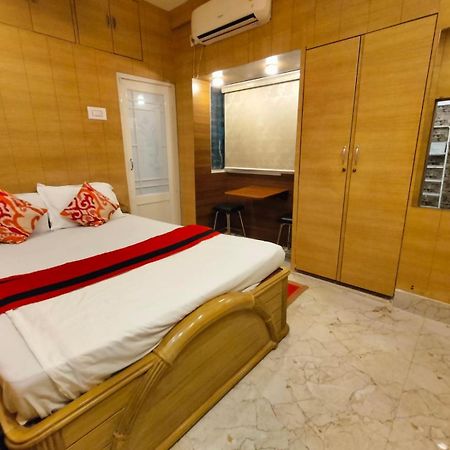 Kollolini Kolkata Bed & Breakfast Luaran gambar